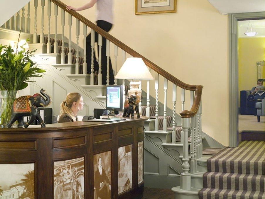 Elephant Hotel Pangbourne Exteriör bild
